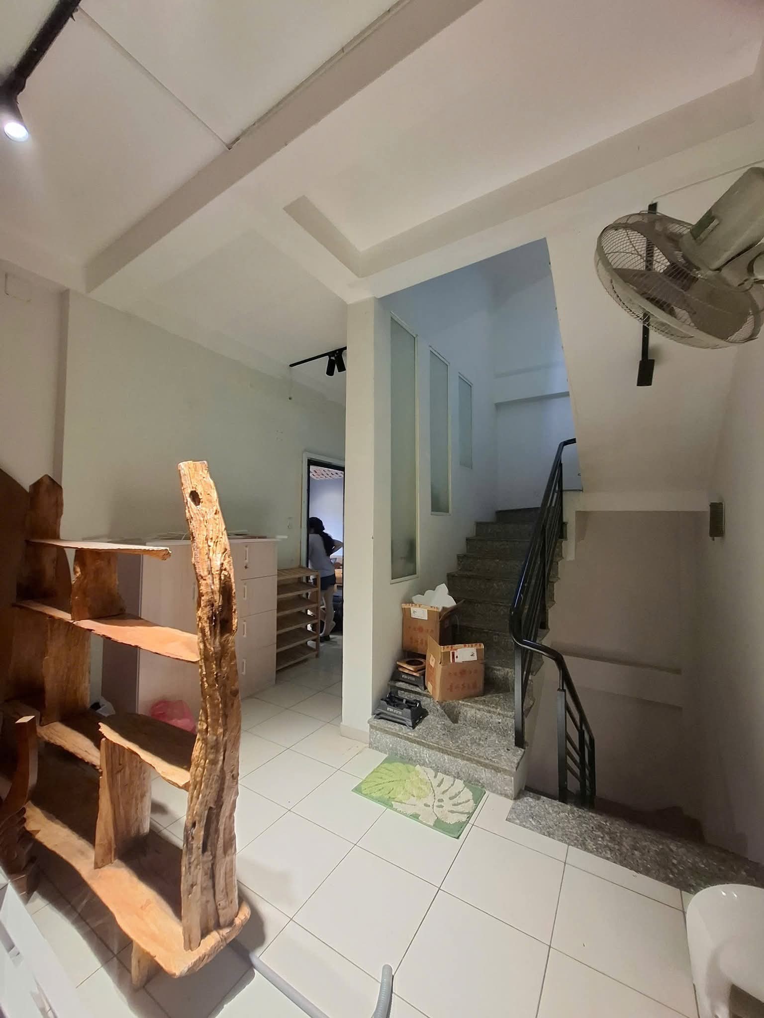 Nhà MT Đường Trường Sơn Phường 15 Quận 10 Cũ. - Ảnh 3